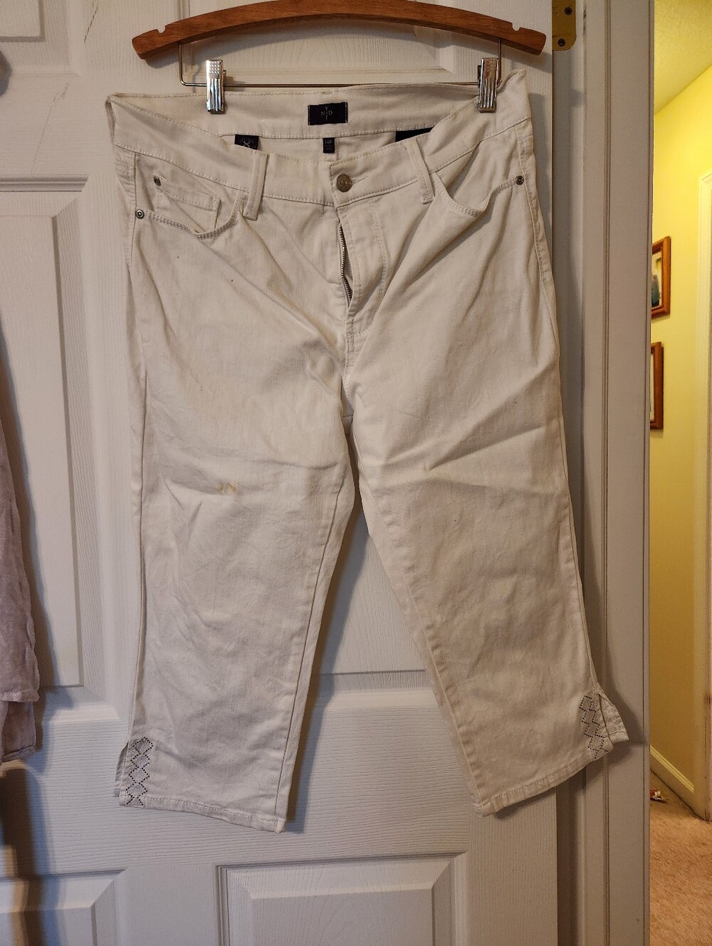 NYDJ, White Capri Jeans - Classic Comfort, sz 14P
